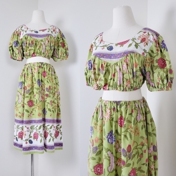 Vintage Dresses & Skirts - Floral skirt set peasant milk maid top knee length a-line full skirt blouse